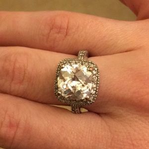 Lia Sophia white “stone” ring